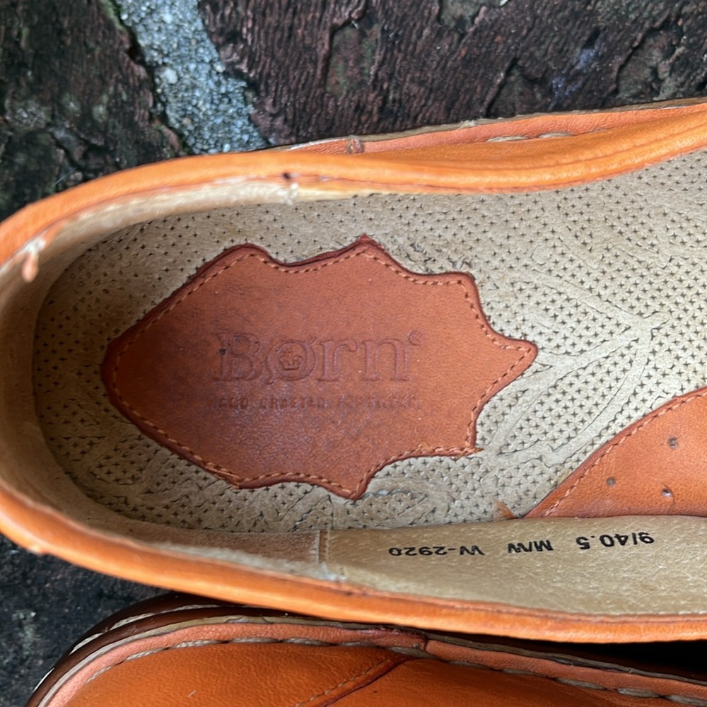 Born Vibrant Orange Loafers size 9 - Picture 3 of 7